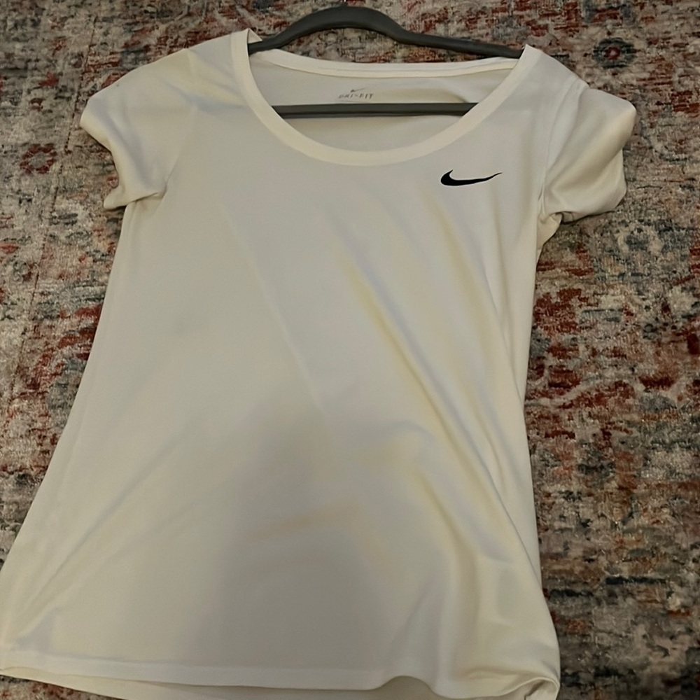 Nike dri fit shirt white